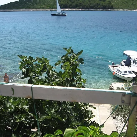 Robinson House Ana * Pašman