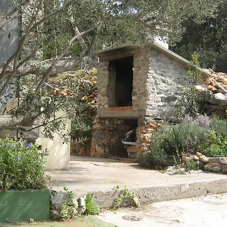 Robinson House Ana * Pašman